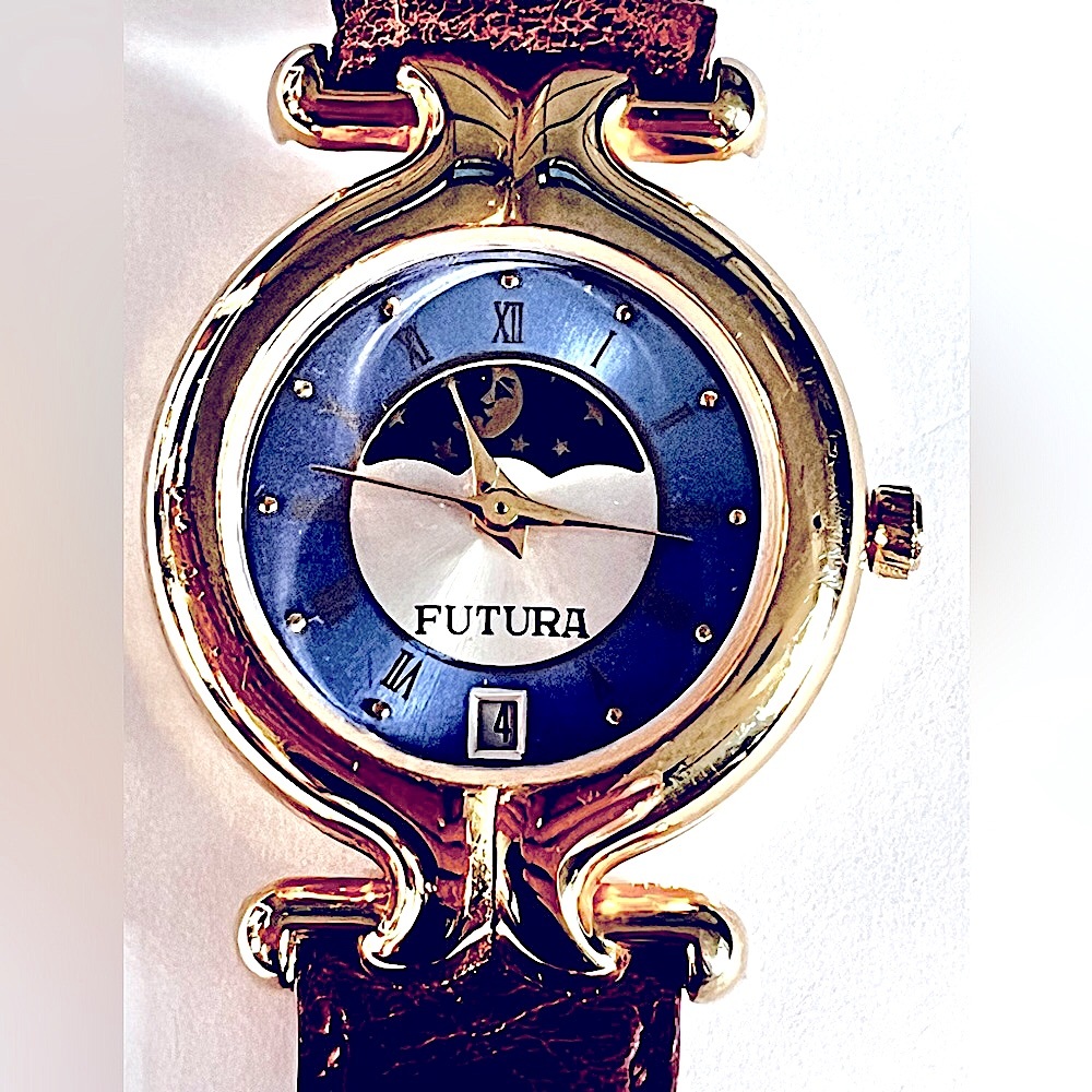 Futura Moon Phase  Quartz Date Vintage Watch
